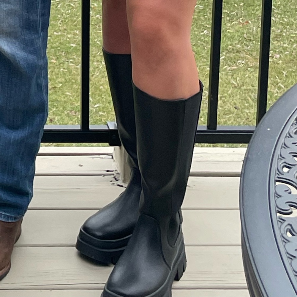 Black boots